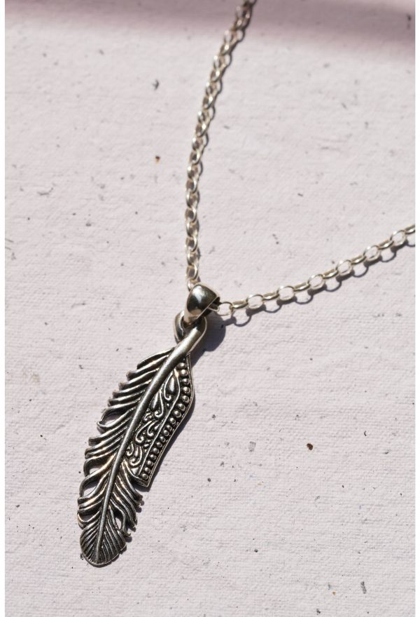 VIRTUOUS FEATHER NECKLACE - Image 2
