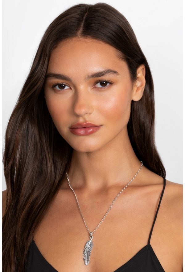 VIRTUOUS FEATHER NECKLACE - Image 4