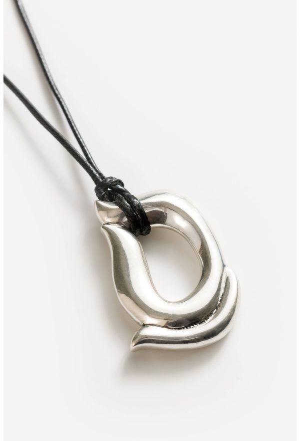 ABSTRACT SWOOSH PENDANT NECKLACE - Image 2