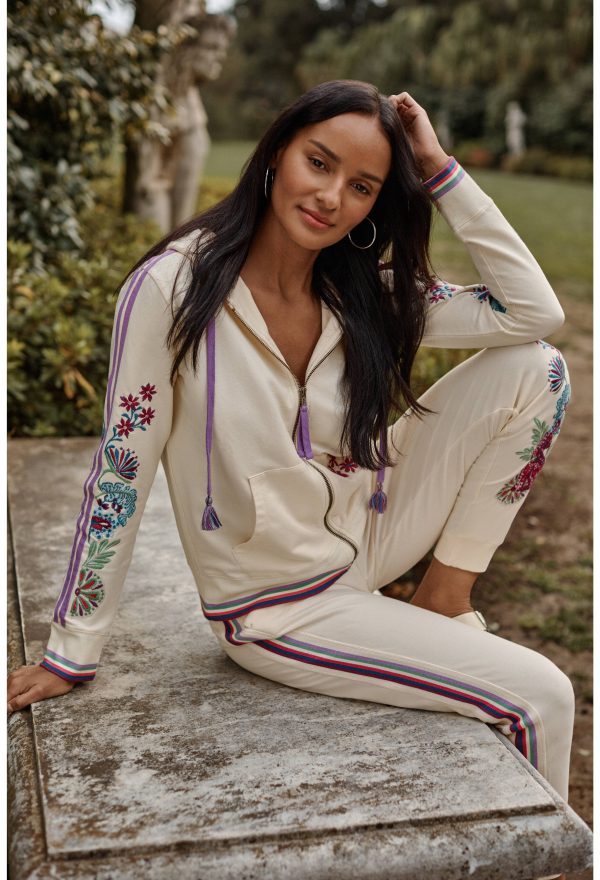 BEE ACTIVE ZIP FRONT HOODIE - Image 6