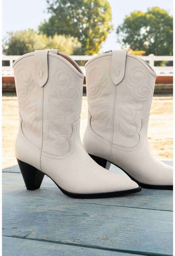 IVORY ANKLE COWBOY BOOT - Image 5