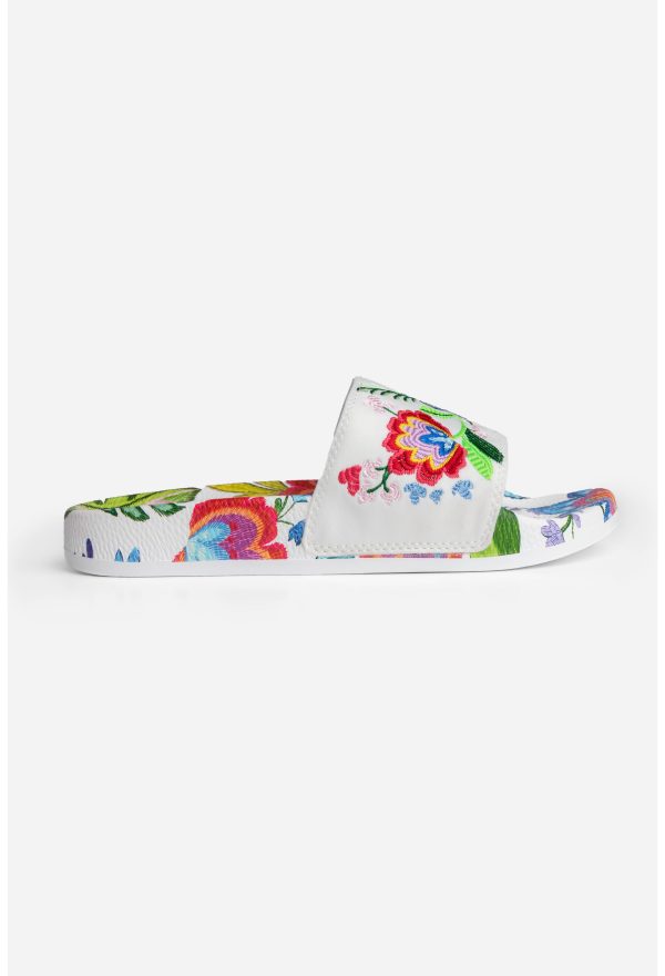 EMBROIDERED POOL SLIDE