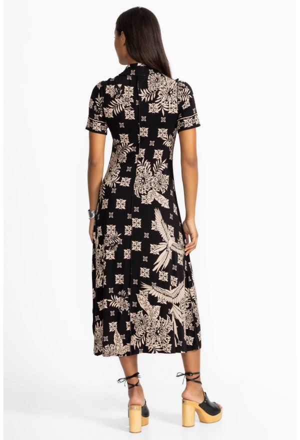 THE JANIE FAVORITE SHORT SLEEVE SEAMED MOCK NECK DRESS - Image 4